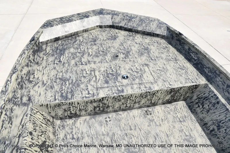 Slide: The Image of Tracker Grizzly 2072 Jon 2026 - 30