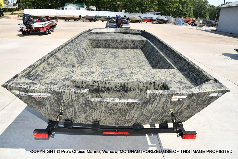 Slide: The Image of Tracker Grizzly 2072 Jon 2026 - 4