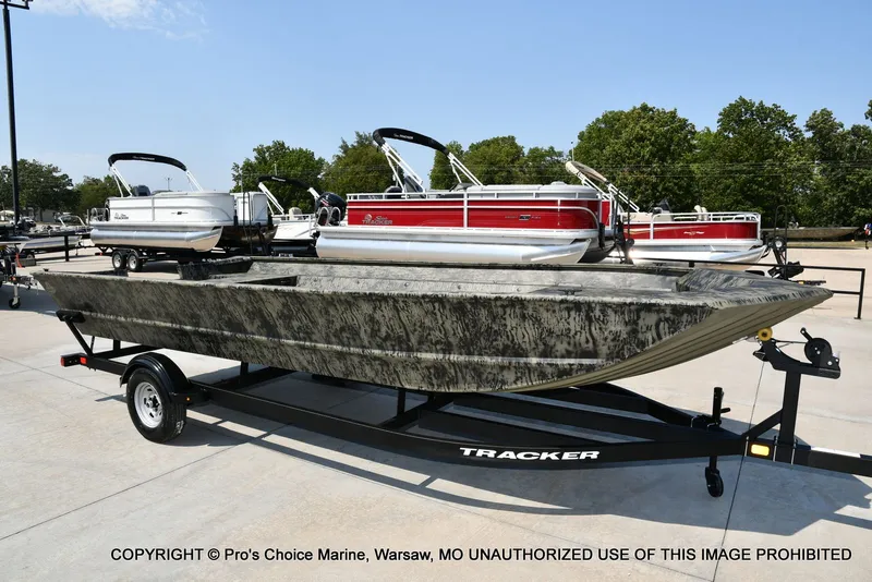 Slide: The Image of Tracker Grizzly 2072 Jon 2026 - 49