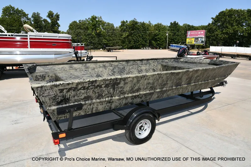 Slide: The Image of Tracker Grizzly 2072 Jon 2026 - 8