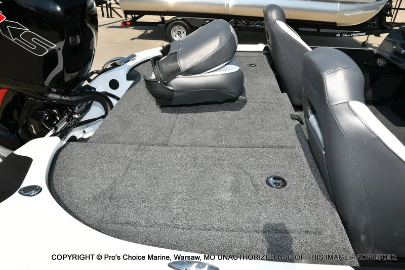 Slide: The Image of Nitro Z18 Pro 2026 - 32