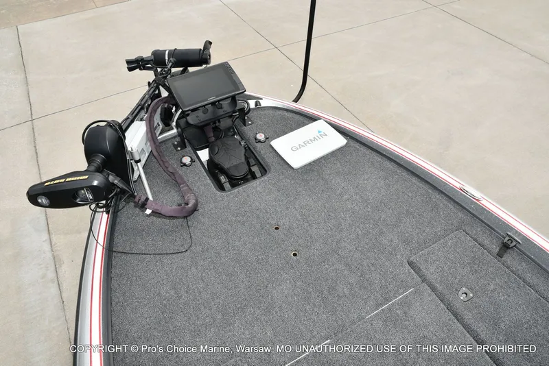 Slide: The Image of Triton 21HP w/250 Pro-XS 2013 - 10