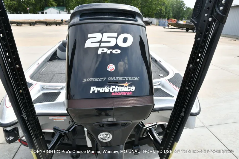 Slide: The Image of Triton 21HP w/250 Pro-XS 2013 - 23