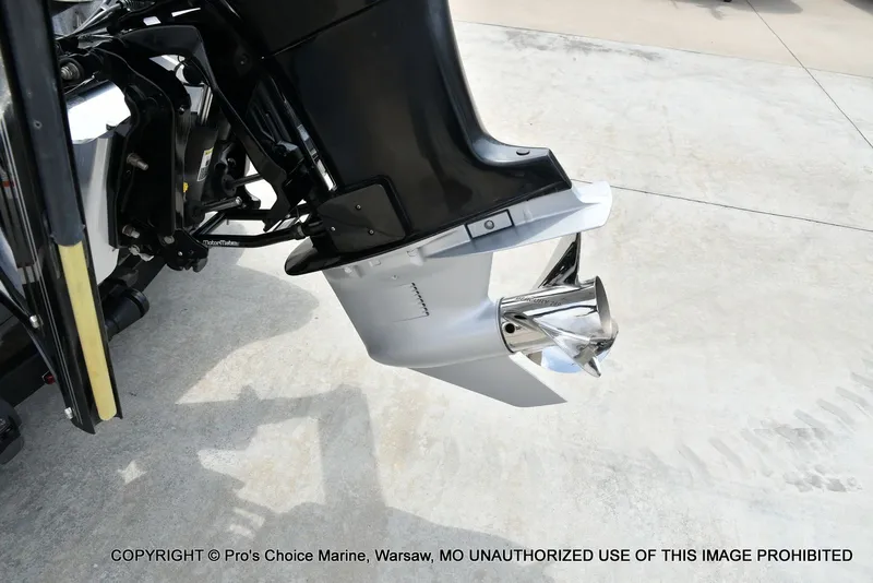 Slide: The Image of Triton 21HP w/250 Pro-XS 2013 - 24