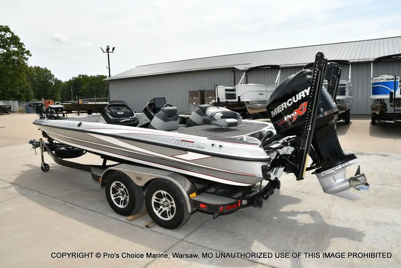 Slide: The Image of Triton 21HP w/250 Pro-XS 2013 - 26