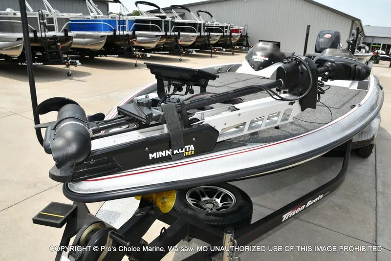 Slide: The Image of Triton 21HP w/250 Pro-XS 2013 - 30