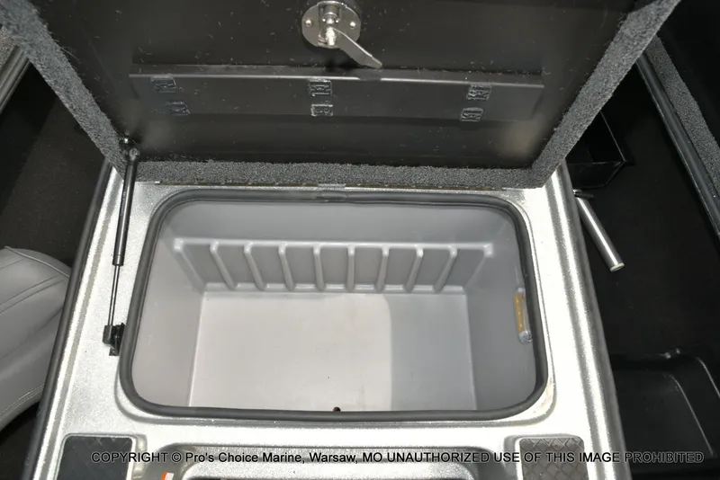 Slide: The Image of Triton 21HP w/250 Pro-XS 2013 - 64