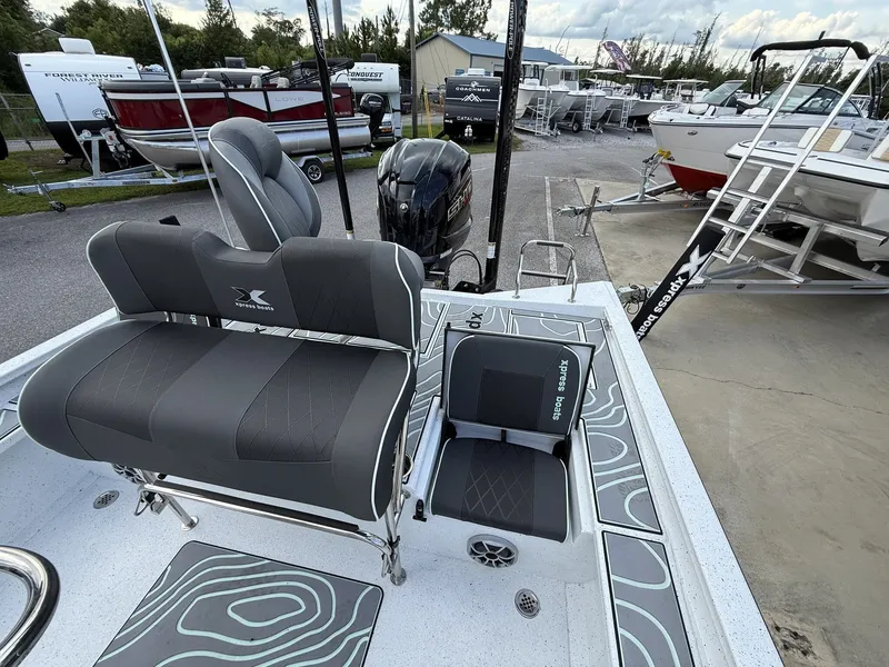 Slide: The Image of Xpress X23B Bay Lounge 2026 - 14