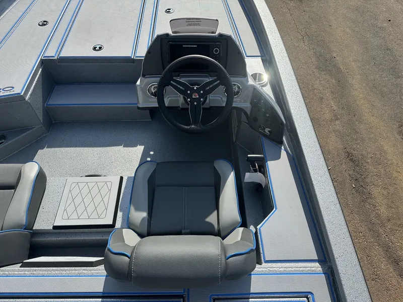 Slide: The Image of Xpress Hyper-Lift Bass Series H20 2026 - 6