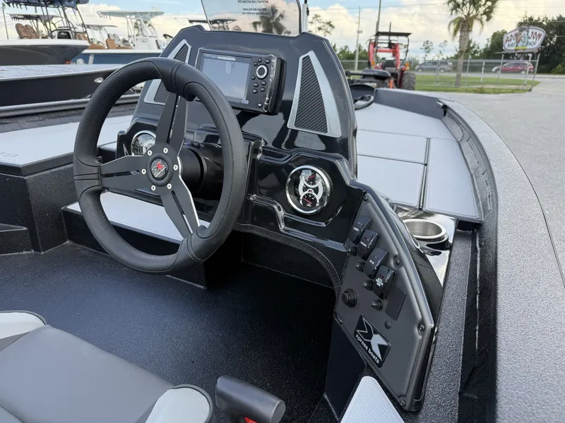 Slide: The Image of Xpress H18 Bass 2026 - 4