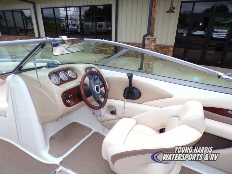 Slide: The Image of Chaparral 204 SSi 2006 - 15