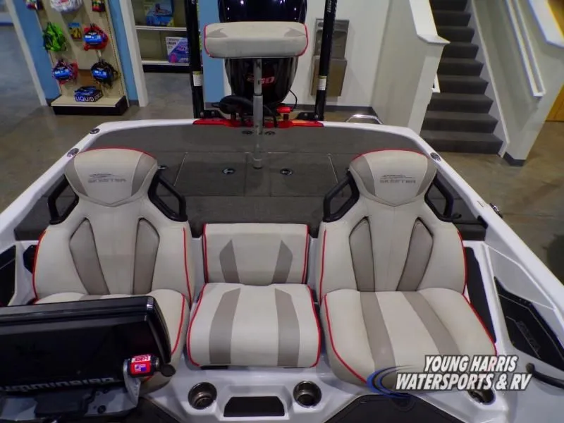 Slide: The Image of Skeeter ZXR20 2021 - 12