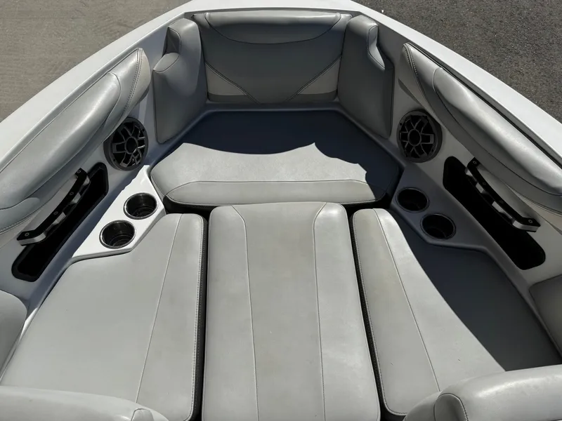 Slide: The Image of Axis T22 2020 - 10