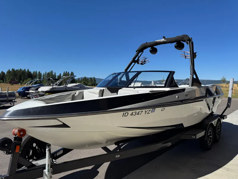 Slide: The Image of Axis T22 2020 - 4