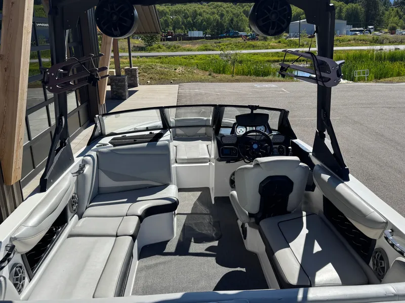 Slide: The Image of Axis T22 2020 - 8