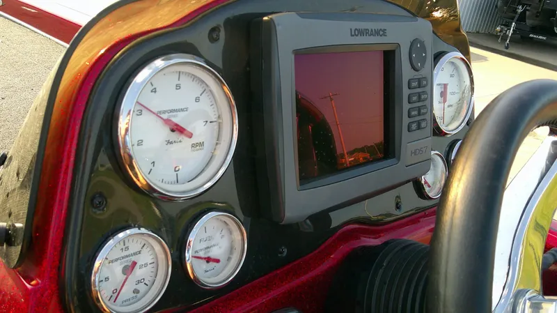 Slide: The Image of Legend Alpha 211 Dcx 2008 - 9