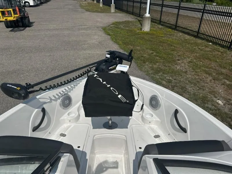 Slide: The Image of Tahoe 185S 2023 - 15