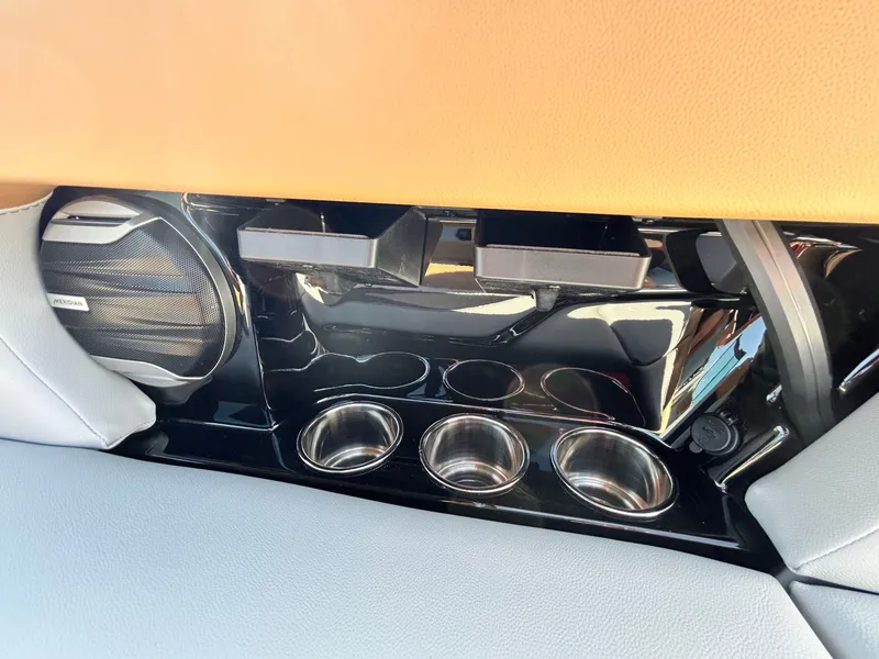 Slide: The Image of MasterCraft NXT22 2026 - 33