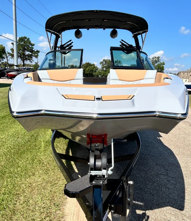 Slide: The Image of MasterCraft NXT22 2026 - 6