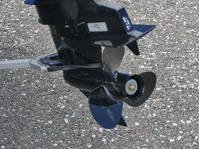 Slide: The Image of Sun Tracker Bass Buggy® 16 XL Select 2026 - 12