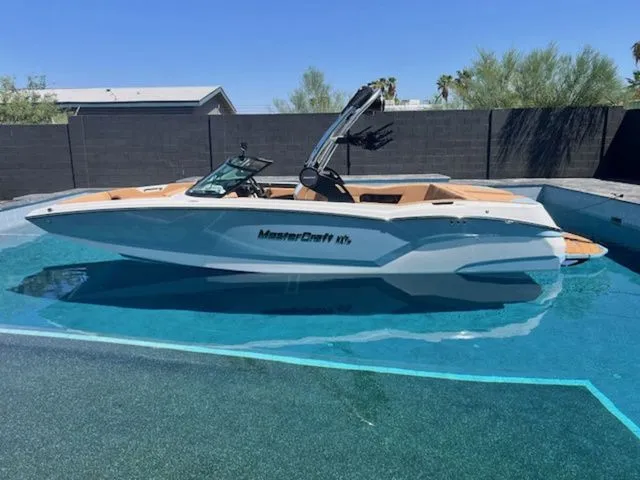 Slide: The Image of MasterCraft NXT24 2025 - 8