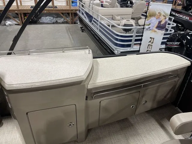 Slide: The Image of Bennington 23 RBR 2020 - 36