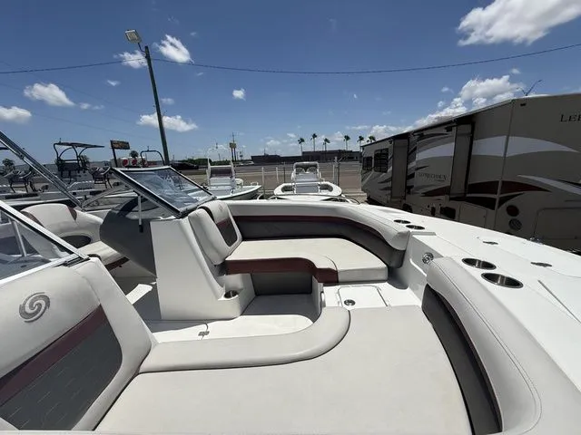 Slide: The Image of Hurricane SunDeck 191 OB 2018 - 4