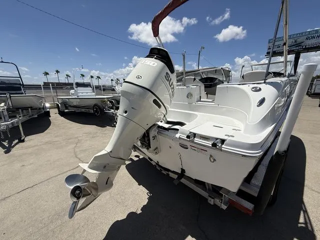 Slide: The Image of Hurricane SunDeck 191 OB 2018 - 7