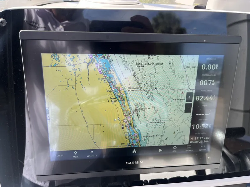 Slide: The Image of Sea Hunt Ultra 234 2026 - 15