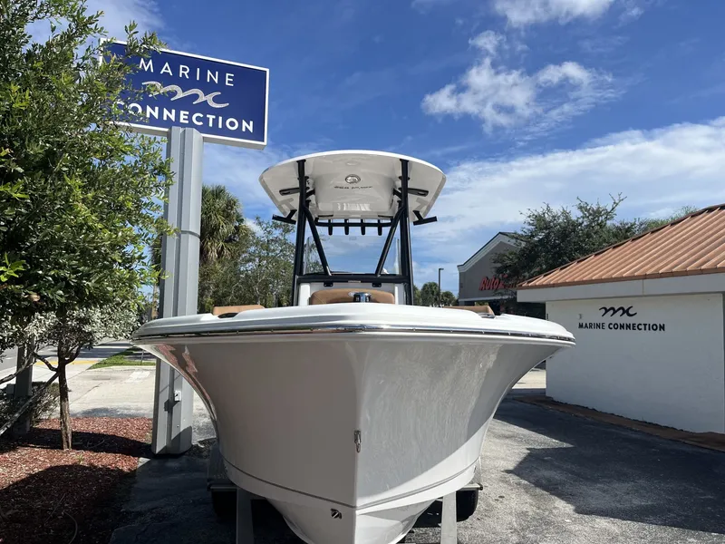 Slide: The Image of Sea Hunt Ultra 234 2026 - 3