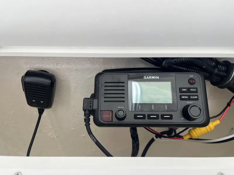 Slide: The Image of Sea Hunt Ultra 234 2026 - 16