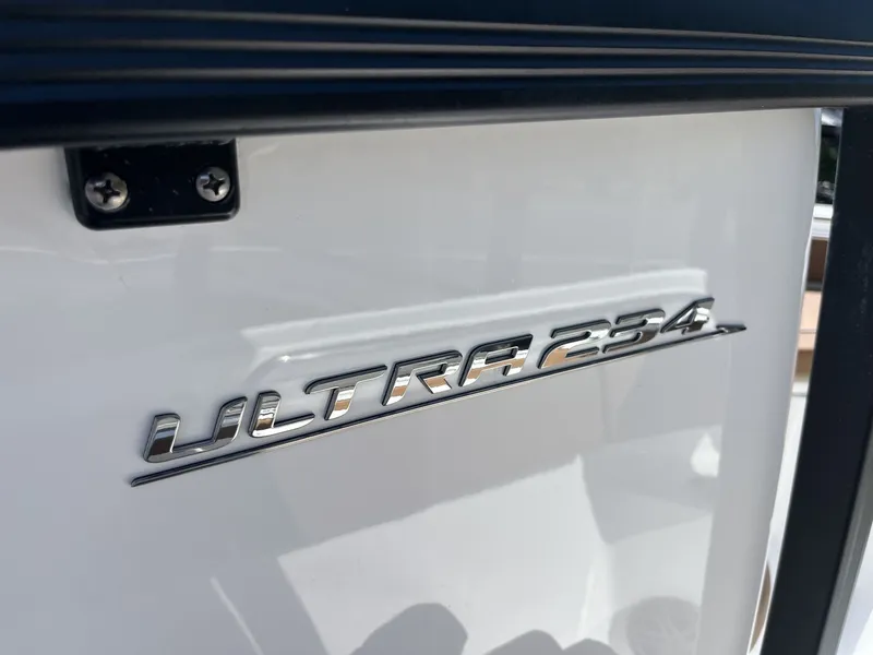 Slide: The Image of Sea Hunt Ultra 234 2026 - 23