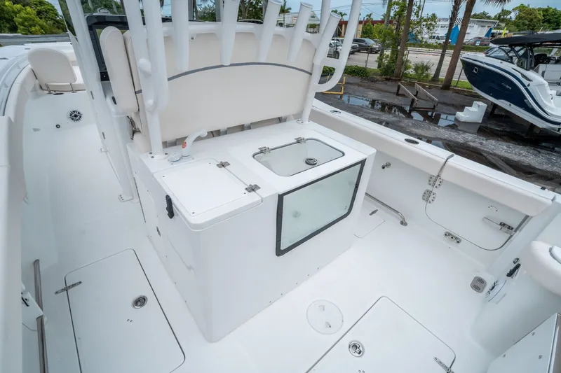 Slide: The Image of Sea Hunt Gamefish 28 Forward Seating 2026 - 13