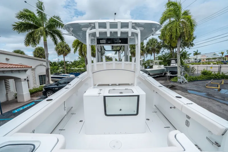 Slide: The Image of Sea Hunt Gamefish 28 Forward Seating 2026 - 9