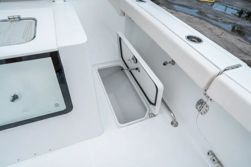 Slide: The Image of Sea Hunt Gamefish 28 Forward Seating 2026 - 16