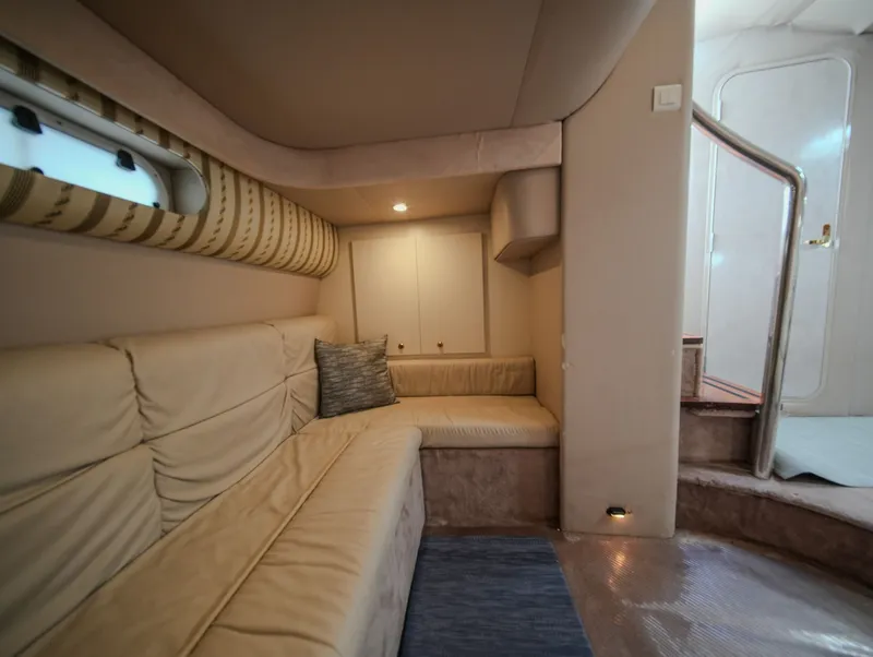 Slide: The Image of Formula 40 Performance Cruiser 2001 - 23