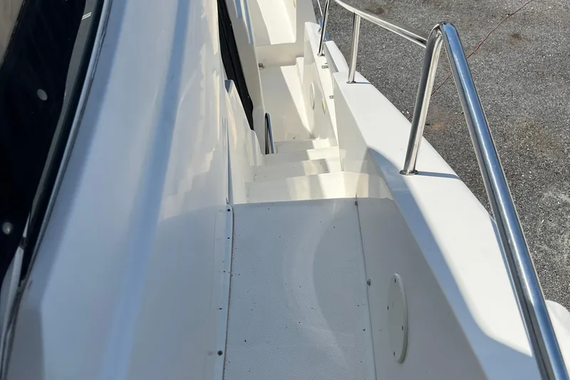 Slide: The Image of Stairway on 2002 Silverton 453 Motor Yacht with stainless steel railing. - 20
