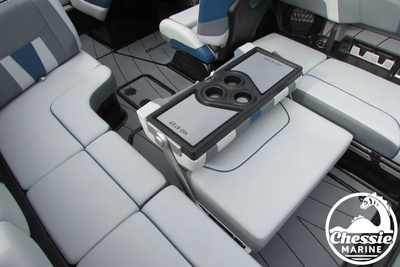 Slide: The Image of Malibu Wakesetter 23 LSV 2022 - 16