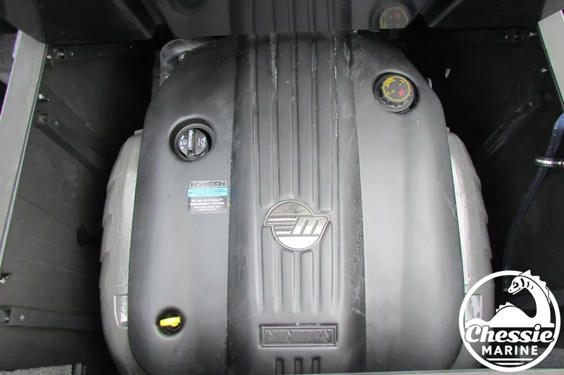 Slide: The Image of Malibu Wakesetter 23 LSV 2022 - 19