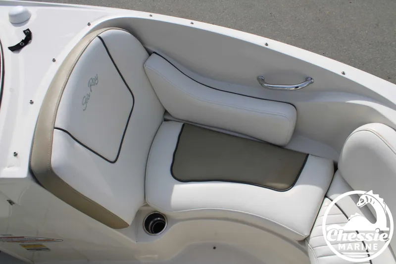 Slide: The Image of Sea Ray 210 Select 2007 - 27