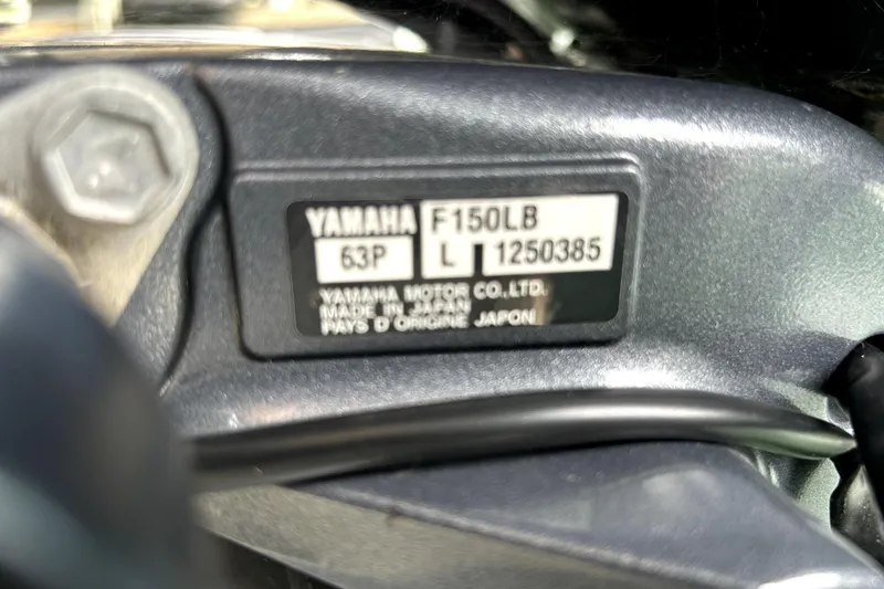 Slide: The Image of Close-up of Yamaha F150LB engine label on Veranda Relax VR22RC, 2022 model. - 12