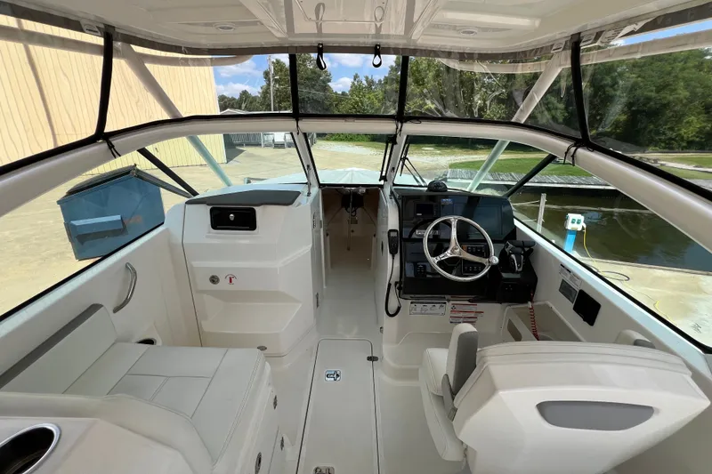 Slide: The Image of helm area - 14