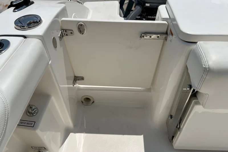 Slide: The Image of transom door - 39