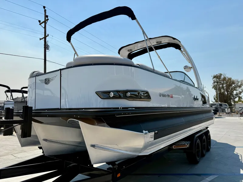 Slide: The Image of Avalon Excalibur LTD Elite Windshield 27 W/ 350HP Mercury V10 2023 - 11