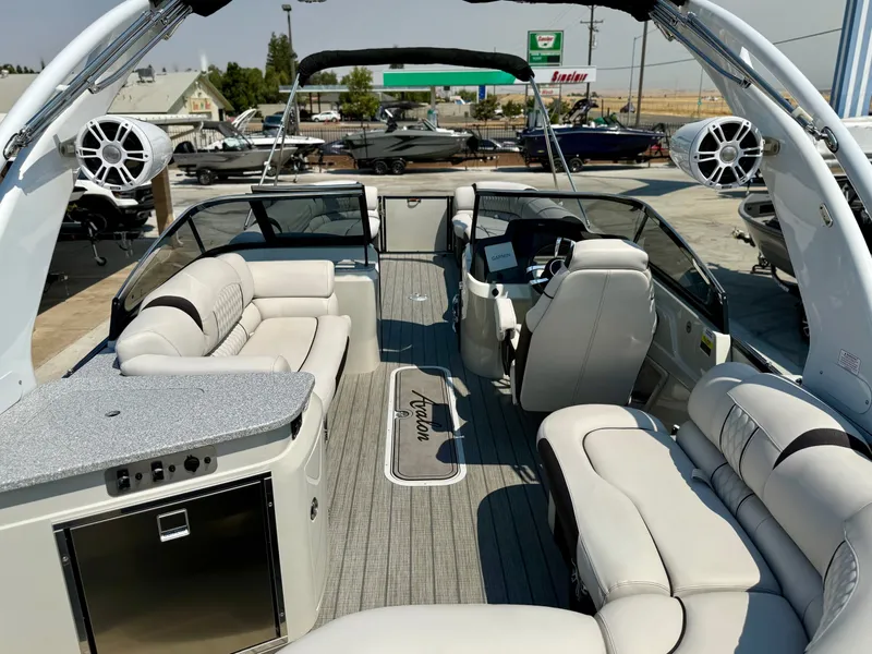 Slide: The Image of Avalon Excalibur LTD Elite Windshield 27 W/ 350HP Mercury V10 2023 - 14