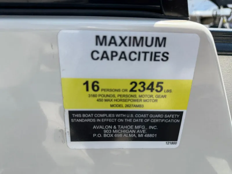 Slide: The Image of Avalon Excalibur LTD Elite Windshield 27 W/ 350HP Mercury V10 2023 - 9