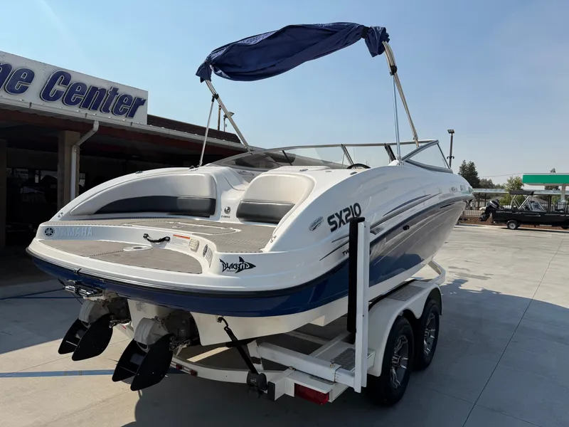 Slide: The Image of Yamaha SX210 2006 - 14