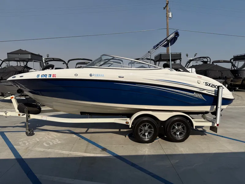 Slide: The Image of Yamaha SX210 2006 - 6