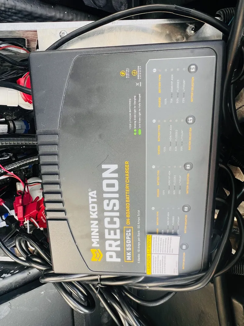 Slide: The Image of Skeeter FXR20 FLEX 2026 - 36