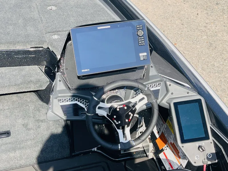 Slide: The Image of Skeeter FXR20 FLEX 2026 - 37